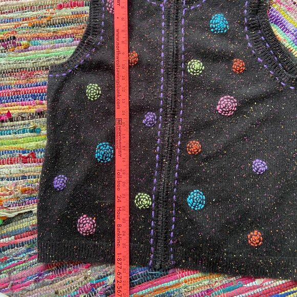 1X Wool Blend Coldwater Creek black zip-up sweater vest with colorful embroidery - Picture 7 of 7